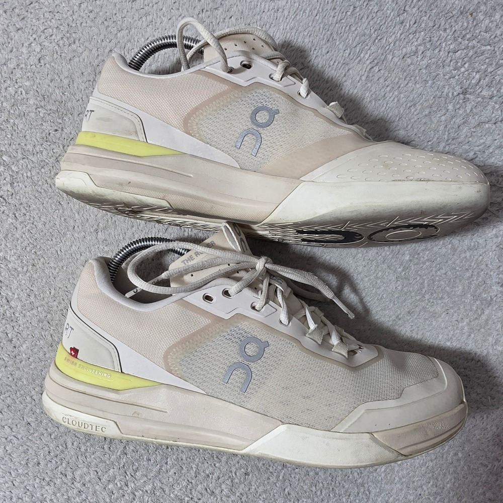 On THE ROGER Pro Tennis Shoes Women 10.5 Ivory Lime Performance Sneakers - Picture 3 of 8